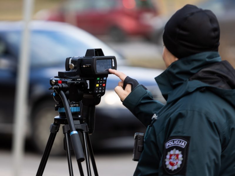 Lazeriniai rankiniai greičio matuokliai